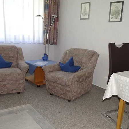 Haus Hirzel * باد أوراش